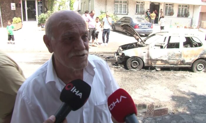 Esenler’de bir otomobil alev alev yandı