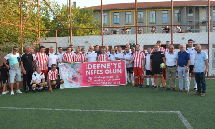 Eski futbolcular, Defne bebek için sahaya çıktı