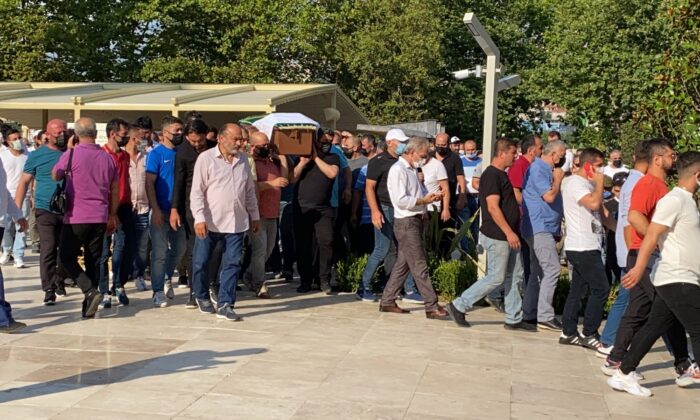 Feci kazada ölen esnaf son yolculuğuna uğurlandı