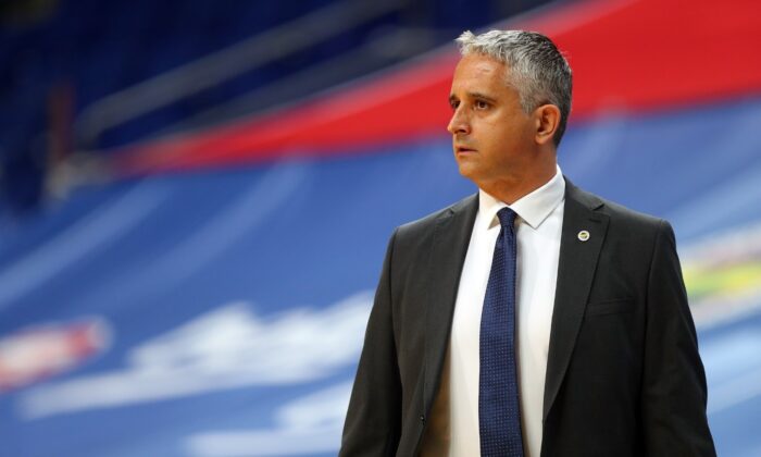 Fenerbahçe’de Kokoskov ile yollar ayrıldı