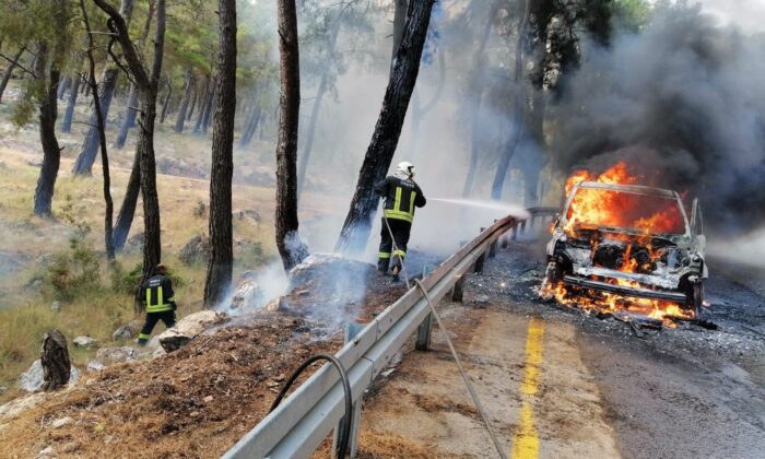 Fethiye’de araç yangını