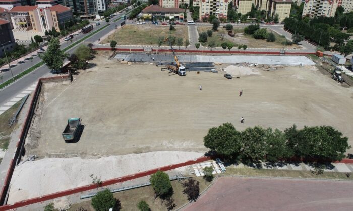 Fikri Bayrıl Spor Tesisi yenileniyor