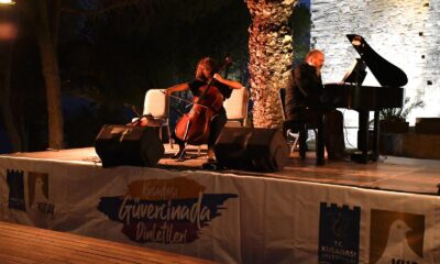 Genç sanatçılar Güvercinada’da konser verdi