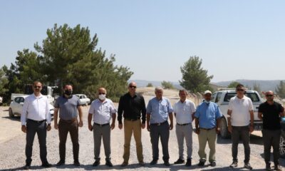 Gördes’te 8 mahalleyi sevindiren yol çalışması