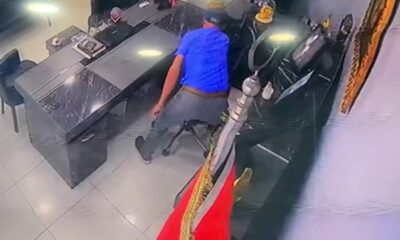 Güzellik merkezinin ofisine kadar girdi, çekmecedeki cüzdanı böyle çaldı