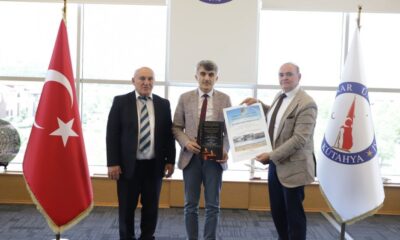 Hacı Bektaşi Veli Kültür Derneği’nden Rektör Uysal’a ziyaret