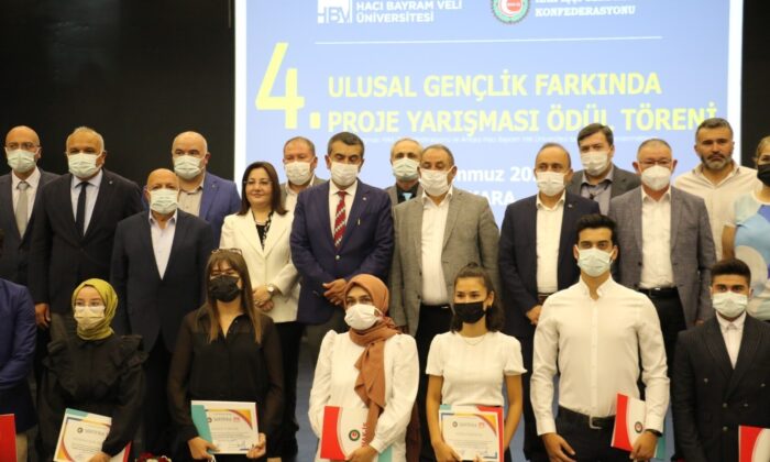 HAK-İŞ’in “Kadın Emeği ve Dijitalleşme” temalı yarışmasında ödüller sahiplerini buldu