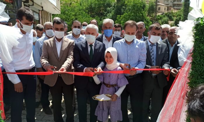 Hakkari AK Parti heyeti Kur’an kursu açılışına katıldı