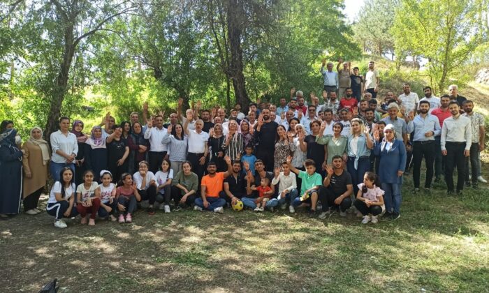 Hakkari AK Parti’de bayramlaşma programı