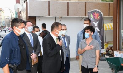 Hakkari Valisi Akbıyık’tan esnaf ziyareti