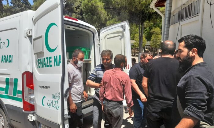 Havuzda boğulan müteahhidin ölümünde cinayet şüphesi