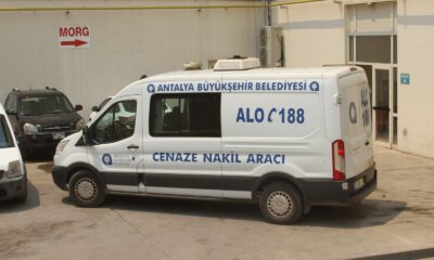 Hayatını kaybeden 2 yangın işçisinin cenazesi Adli Tıp Kurumuna gönderildi