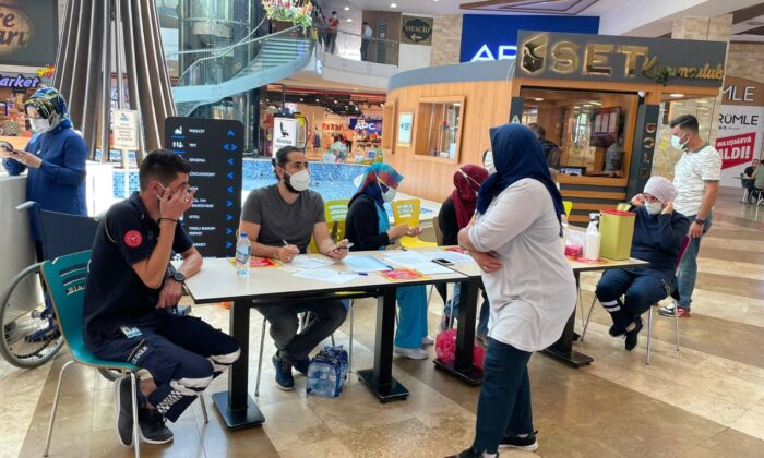 Highway’de yerinde aşı uygulaması başladı