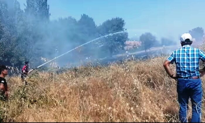 Hisarcık’ta 5 dekar hububat ekili alan yandı