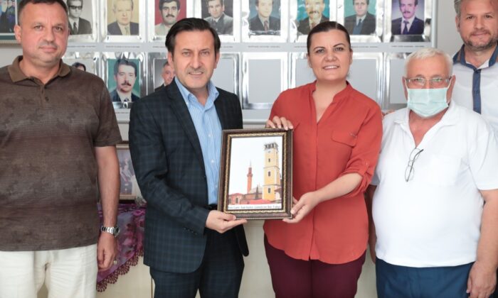 Hürriyet, Batı Trakya Türkleri ile bayramlaştı