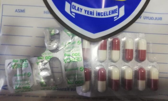 İş yerinde uyuşturucu hap ele geçirildi