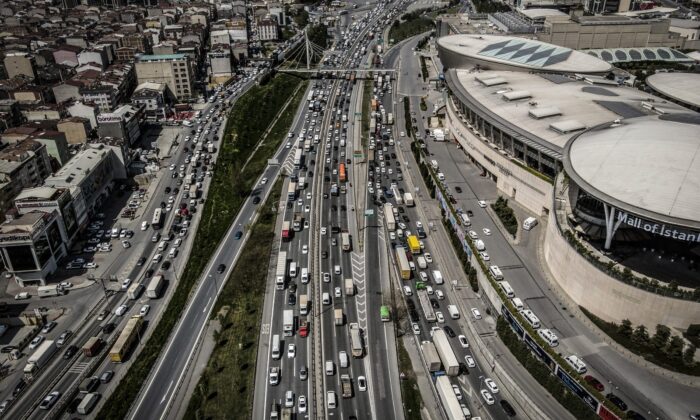 İstanbul’daki araç yoğunluğu yüzde 7 arttı