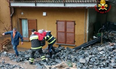 İtalya’da sel ve toprak kayması: Cadde ve sokaklar sular altında kaldı