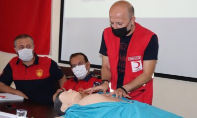 İtfaiye personeline ilk yardım eğitimi