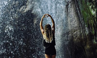 İvana Sert sevgilisi ve oğluyla Fethiye’de tatilde