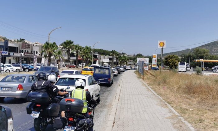İzmir’de bayram bitti, dönüş trafiği bitmedi