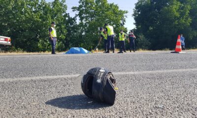 İzmir’deki feci kazada motosiklet sürücüsü yaşamını yitirdi