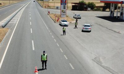 Jandarmadan drone destekli trafik denetimi