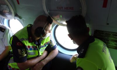 Jandarmadan helikopterle bayram dönüşü trafik denetimi