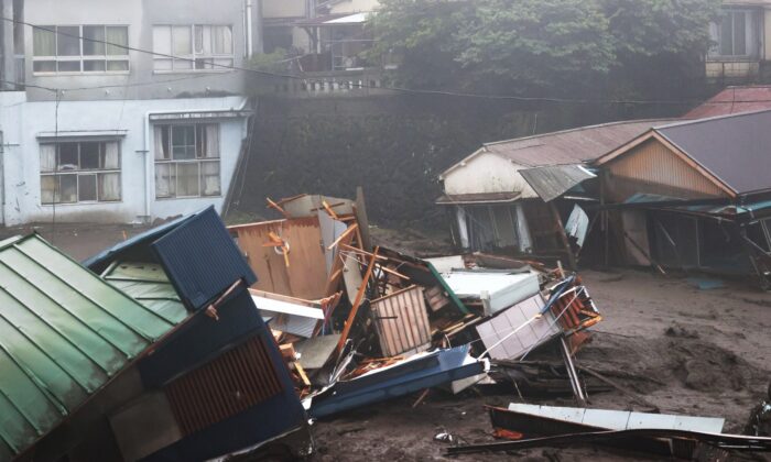 Japonya’yı vuran sel ve heyelanda 300 ev zarar gördü