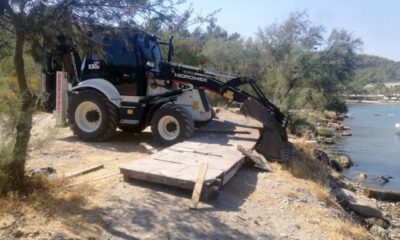 Kaçak iskelelerin yıkımına başlandı