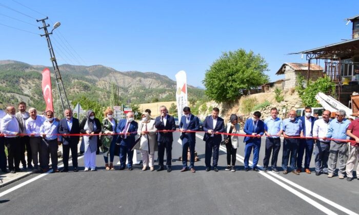 Kahramanmaraş’ta asfaltlanan Ilıca yoluna açılış