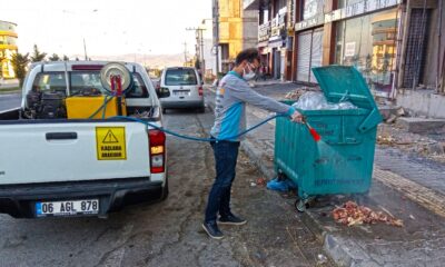 Kahramanmaraş’ta hayvansal atıkların kaldırılması ve ilaçlama devam ediyor