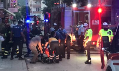 Kalorifer peteği keserken yangın çıkardılar: Dumanlar 5 katlı binayı sardı