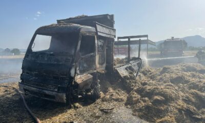 Kamyonda çıkan yangın 100 dönüm araziyi küle çevirdi