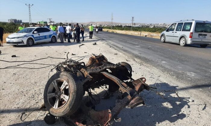 Karayolu savaş alanına döndü: 4 yaralı