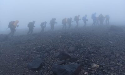 Kaybolan 2 dağcı için gittiler, 5 kişi ile döndüler