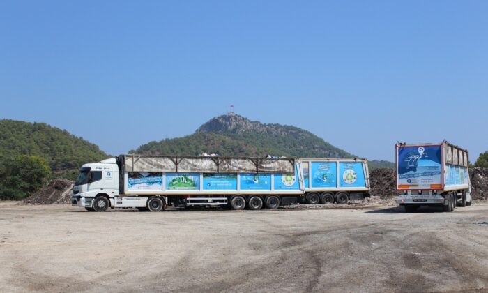 Kemer’de 9 günde 350 ton çöp geri dönüşüme gönderildi