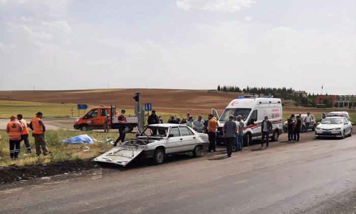 Kırıkkale’de iki otomobil çarpıştı: 1 ölü, 2 yaralı