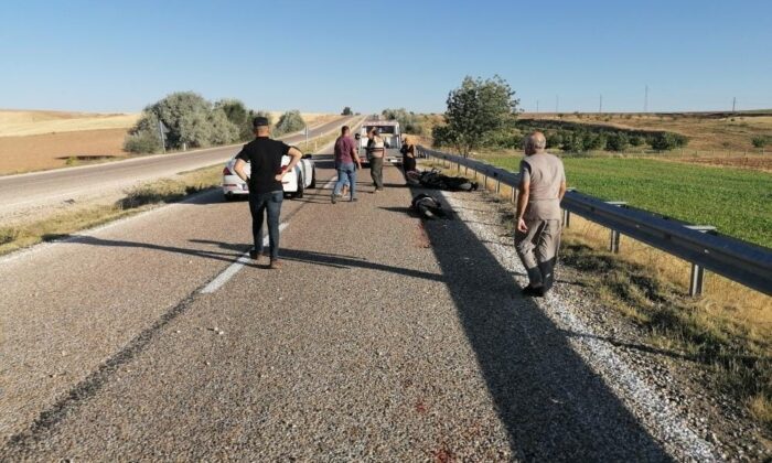 Kırşehir’de motosiklet bariyerlere çarptı: 1 ölü