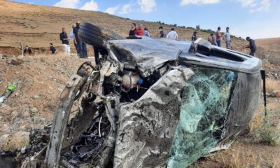 Kontrolden çıkan araç takla atarak şarampole uçtu:3 yaralı