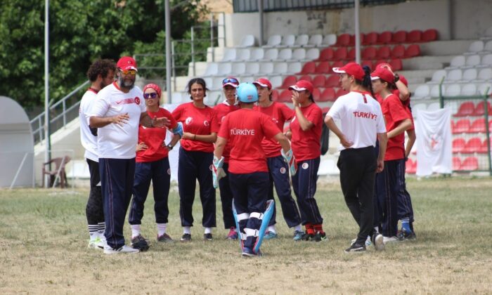 Kriket Milli Takımı, ilk kez katılacağı dünya şampiyonası elemelerine Denizli’de hazırlanıyor