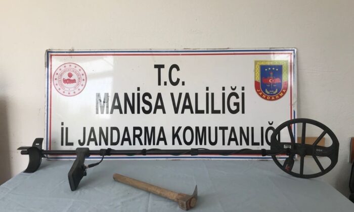 Kula’da kaçak kazı operasyonu:1 kişi suçüstü yakalandı