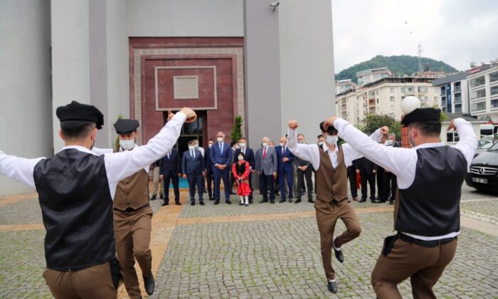 Kültür ve Turizm Bakanı Ersoy Giresun’da gezi ve incelemelerde bulundu