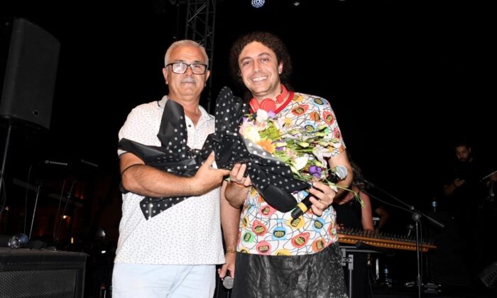 Kuşadası’nda Kurban Bayramı Sevinci İkiye Katlandı