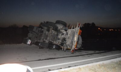 Kütahya’da faciadan dönüldü: Asit tankeri ile otomobil çarpıştı