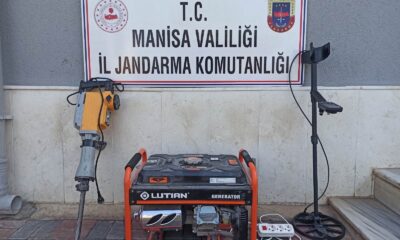 Manisa’da kaçak kazı yapan 4 kişi suçüstü yakalandı