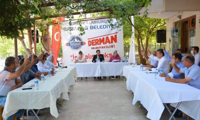 Meclis toplantısı mahallelerde devam ediyor