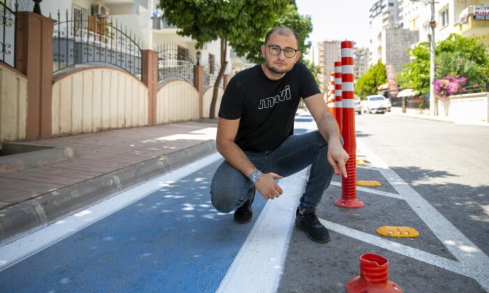 Mersin’de bisiklet yolundaki dubalar tahrip edildi