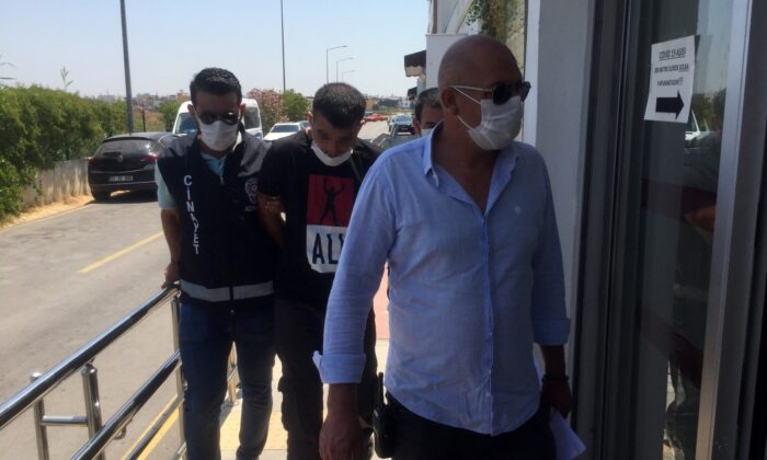 Mersin’de iki kişiyi yaralayan zanlı Adana’da yakalandı