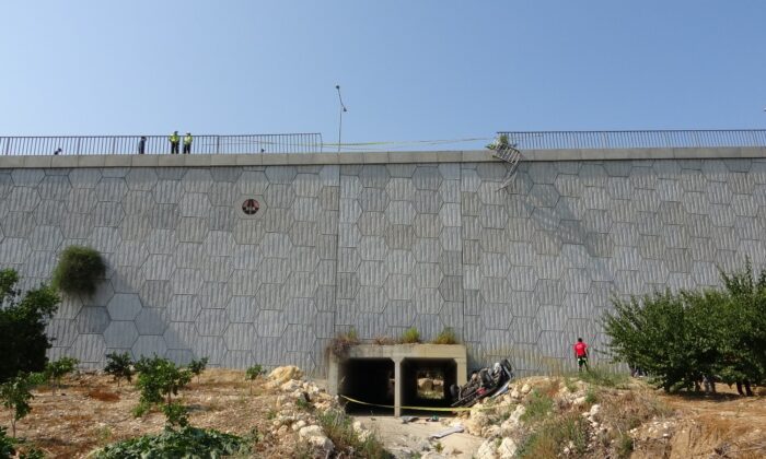 Mersin’de pikap köprüden uçtu: 2 ölü, 1 yaralı